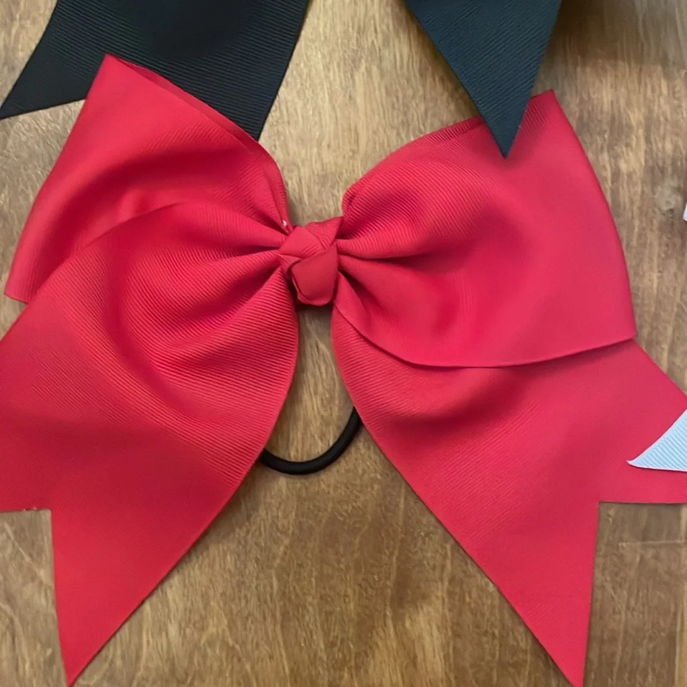 Cheer/dance bows